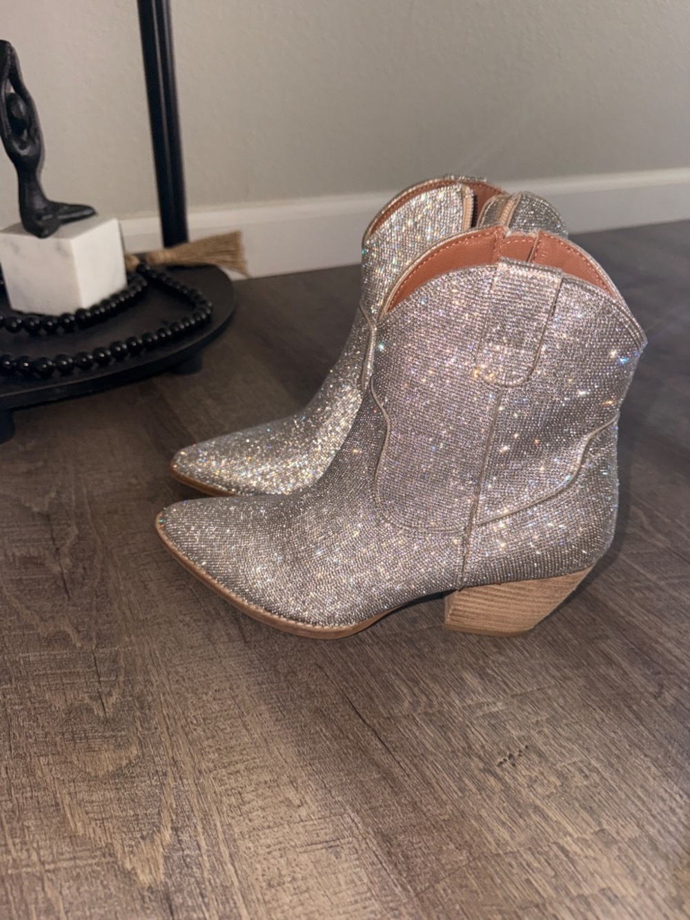Sparkling boots - Picture 6 of 6